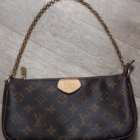 Louis Vuitton Handbags - 🦋Beautiful Louis Vuitton mini pochette kaki monogram bag for any occasion 🦋🦋